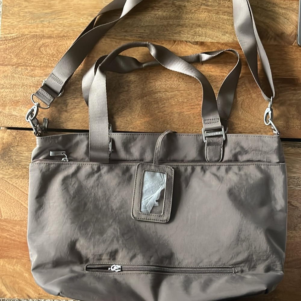 Baggallini Avenue tote - Picture 5 of 7